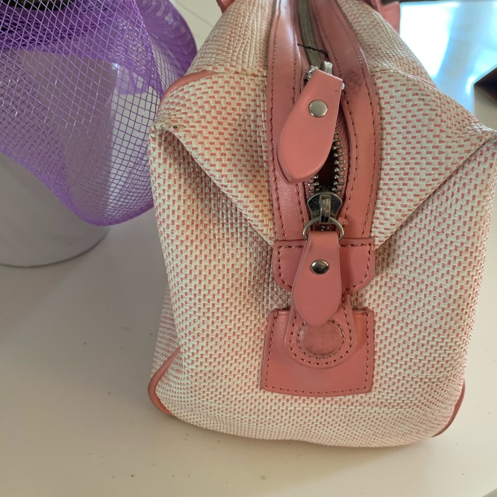 Used purse - Picture 2 of 2